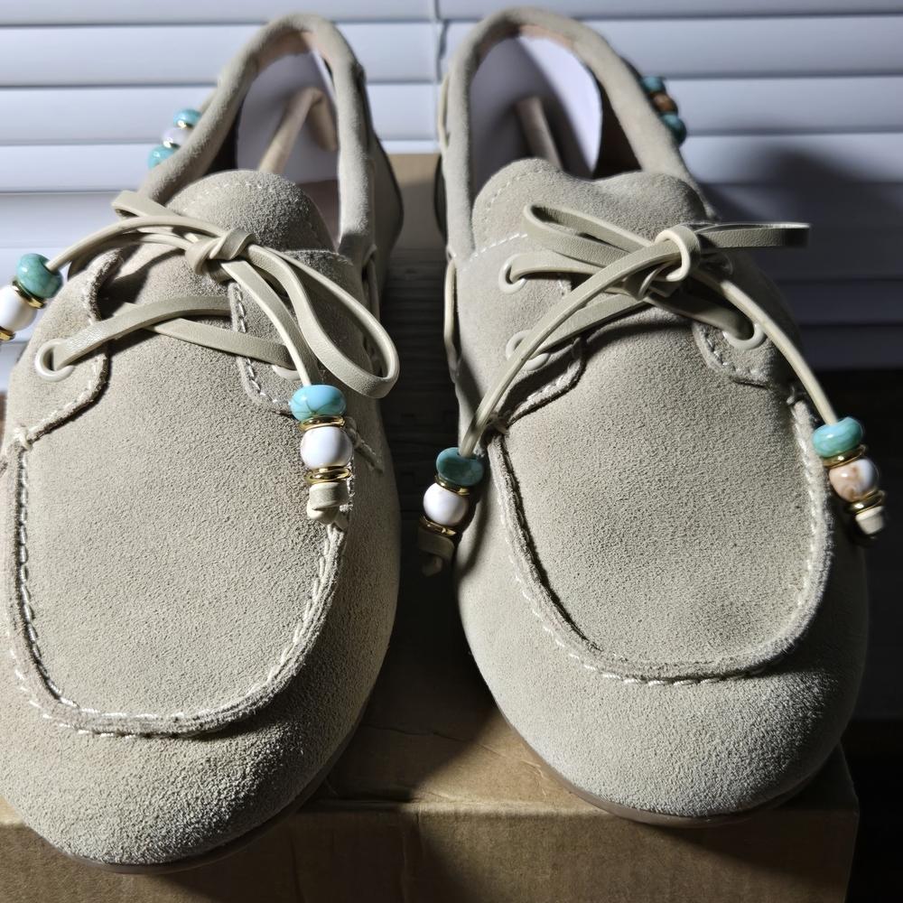 Steve Madden Beige Moccasins with Beaded Accents 8.5 New In Box